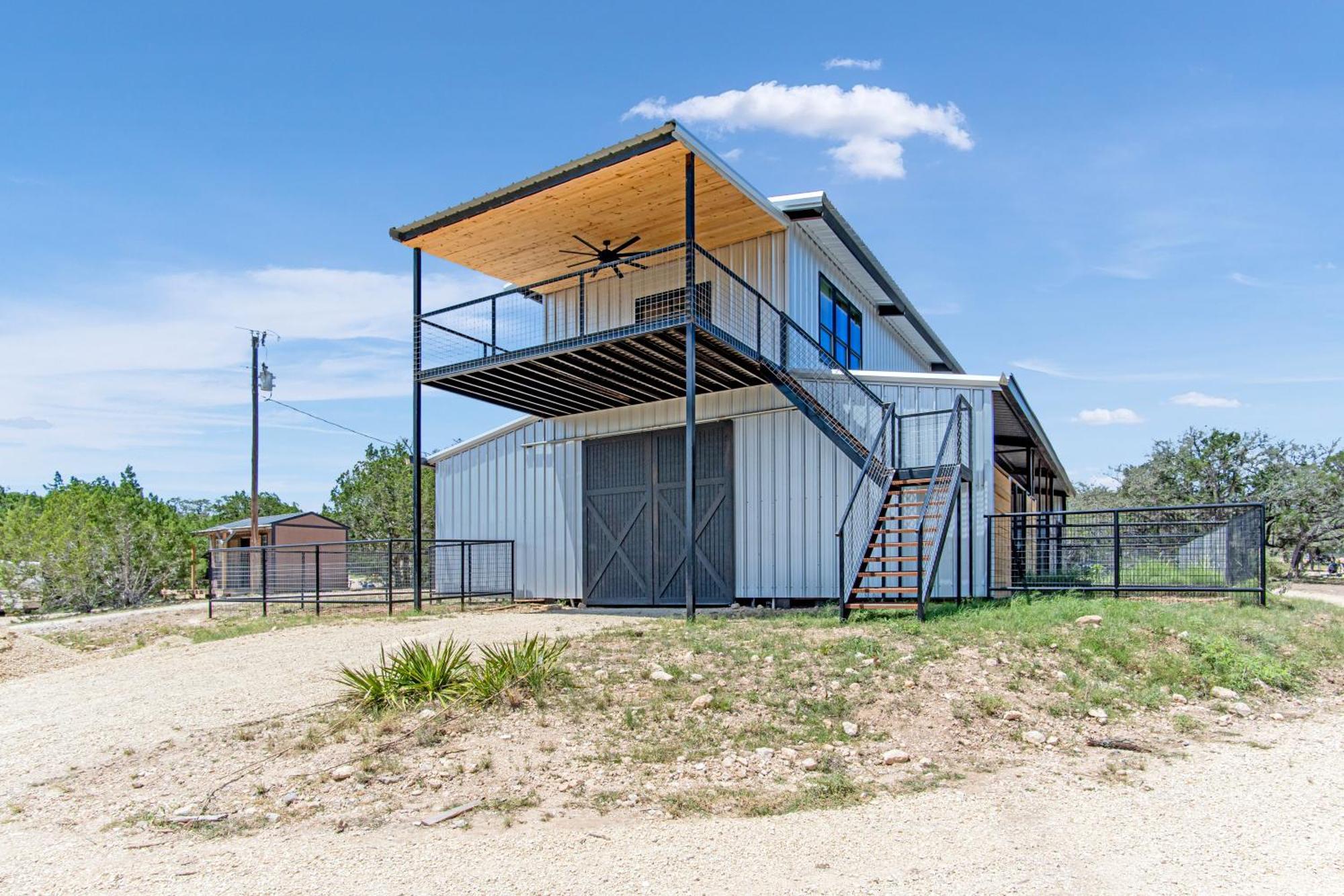 Hotel Lucky Star Ranch - Stargazer Tarpley Exteriér fotografie